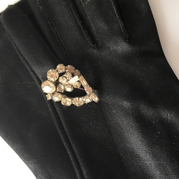 Vintage Rhinestone Diamond Pin Brooch - Picture 7 of 8